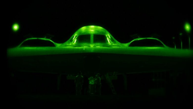 Amerikanët publikojnë pamjet e bombarduesve B-2 para sulmit ndaj Iranit