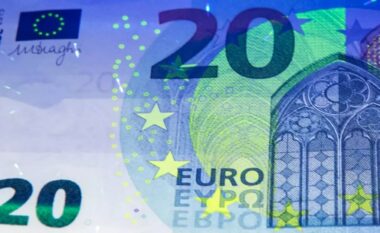BE i jep dritën e gjelbër Bullgarisë për të miratuar euron nga fillimi i vitit 2026